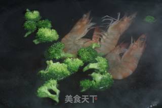 三色黎麦虾仁沙拉的做法步骤：5