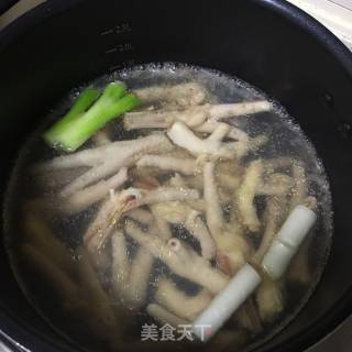 香辣鸡脚的做法步骤：6