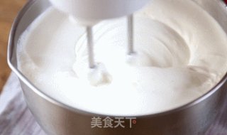 自制黄油——奶油打发过头了怎么办？教你一招变废为宝的做法步骤：3