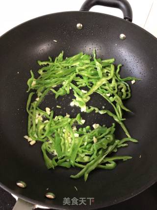 青椒土豆丝的做法步骤：3
