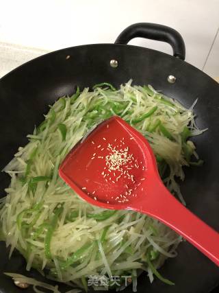 青椒土豆丝的做法步骤：8