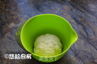 蘑菇豆沙包的做法步骤：2