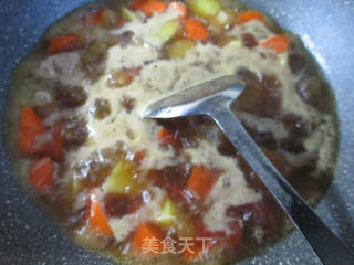 胡萝卜土豆烧里脊肉的做法步骤：9