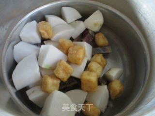 小油豆腊鸭腿腐萝卜汤的做法步骤：4