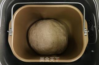 香蕉核桃黑麦软欧的做法步骤：5