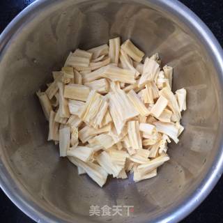 菠菜拌腐竹的做法步骤：4