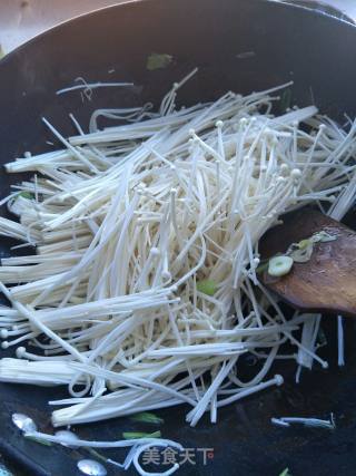 金针菇烧日本豆腐的做法步骤：5