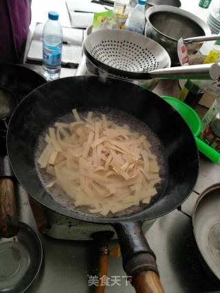 尖椒干豆腐的做法步骤：5