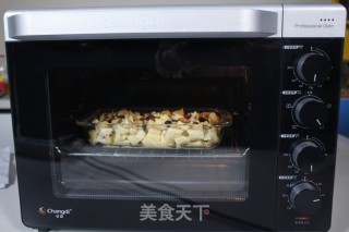 坚果蔓越莓吐司布丁的做法步骤：10