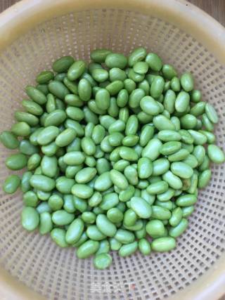 毛豆烧鸡的做法步骤：2