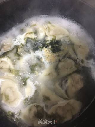 猪肉白菜大馄饨的做法步骤：18