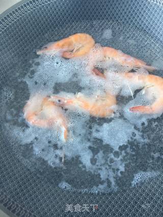 芝麻盐版虾仁沙拉的做法步骤：7