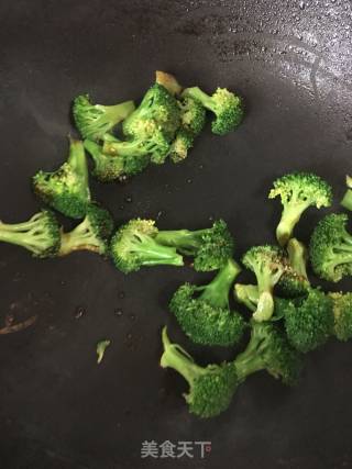 蚝油西兰花的做法步骤：5