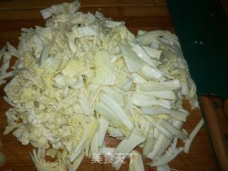 麻辣白菜冻豆腐的做法步骤：1