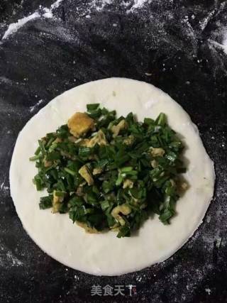 韭菜盒子的做法步骤：4
