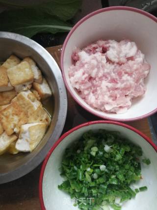焖豆腐的做法步骤：1
