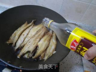 家熬小鳎目鱼的做法步骤：9