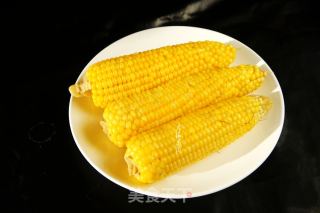 奶香玉米粒的做法步骤：1