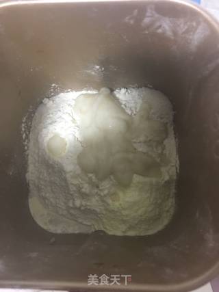 肉松奶酪吐司的做法步骤：2