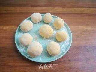 南瓜豆沙汤圆的做法步骤：4