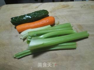 凉拌三丁的做法步骤：1