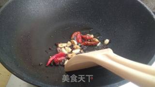 红烧土豆鹌鹑蛋的做法步骤：6