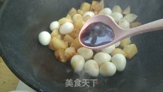 红烧土豆鹌鹑蛋的做法步骤：10