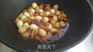 红烧土豆鹌鹑蛋的做法步骤：12