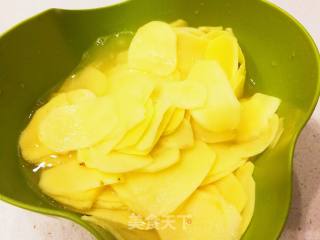 山椒土豆片的做法步骤：1