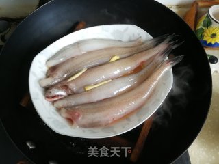 清蒸龙头鱼的做法步骤：3