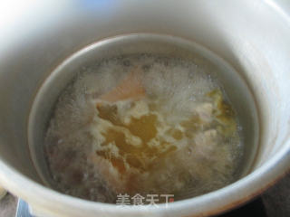 榨菜香干排骨粉丝汤的做法步骤：7