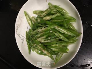 咸菜炒肉片的做法步骤：2