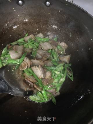 咸菜炒肉片的做法步骤：5