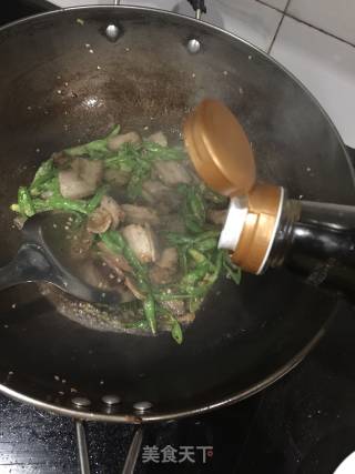 咸菜炒肉片的做法步骤：6