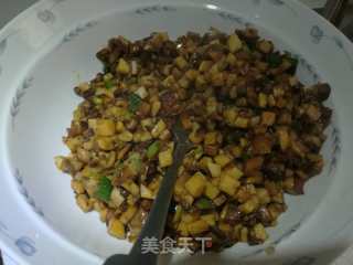 比肉包还香的菌包家常做法，孩子说比买的包子好吃一百倍的做法步骤：5