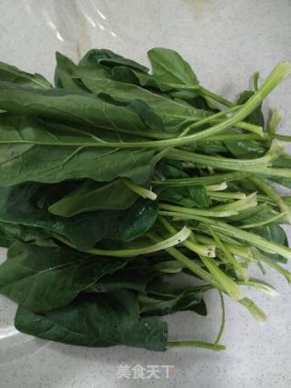 家常糖醋菠菜的做法步骤：1