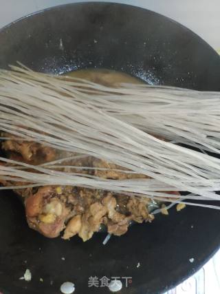 鸡肉炖粉条的做法步骤：9