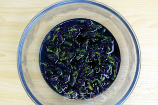 蝶豆花栗子麻薯软欧包的做法步骤：2