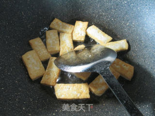 面筋老豆腐烧圆白菜的做法步骤：5