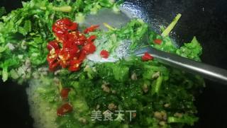 剁椒炒肉末小白菜的做法步骤：8