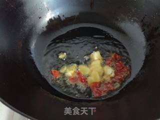 酸菜烩酥肉的做法步骤：7