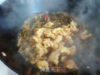 酸菜烩酥肉的做法步骤：11