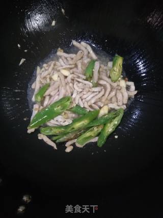 土豆丝炒肉的做法步骤：3