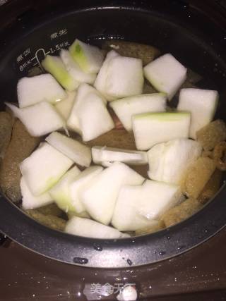 冬瓜竹荪排骨汤的做法步骤：5