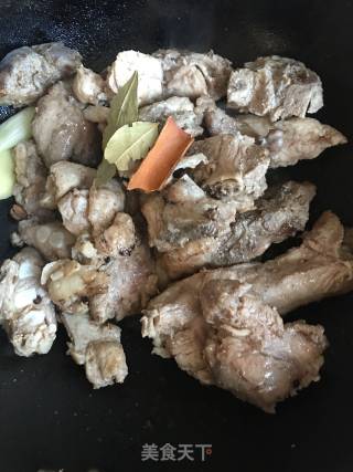 排骨烧干豆角的做法步骤：4