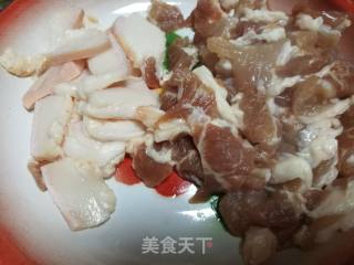 秋葵炒肉的做法步骤：3