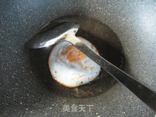 鸭蛋烧圆白菜的做法步骤：2