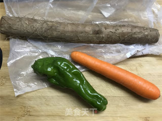 胡萝卜炒山药的做法步骤：1