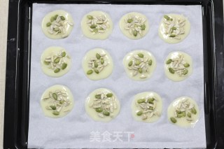 蛋白瓜子薄脆片的做法步骤：5