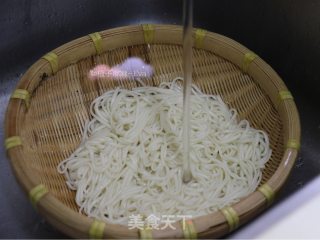 面条这样做，好吃又简单，吃完念念不忘的做法步骤：4